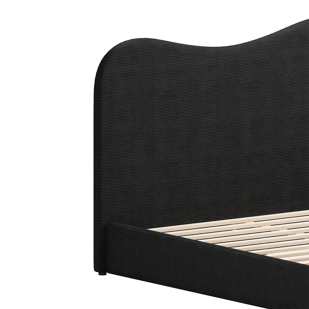 SELE QUEEN BED BLACK