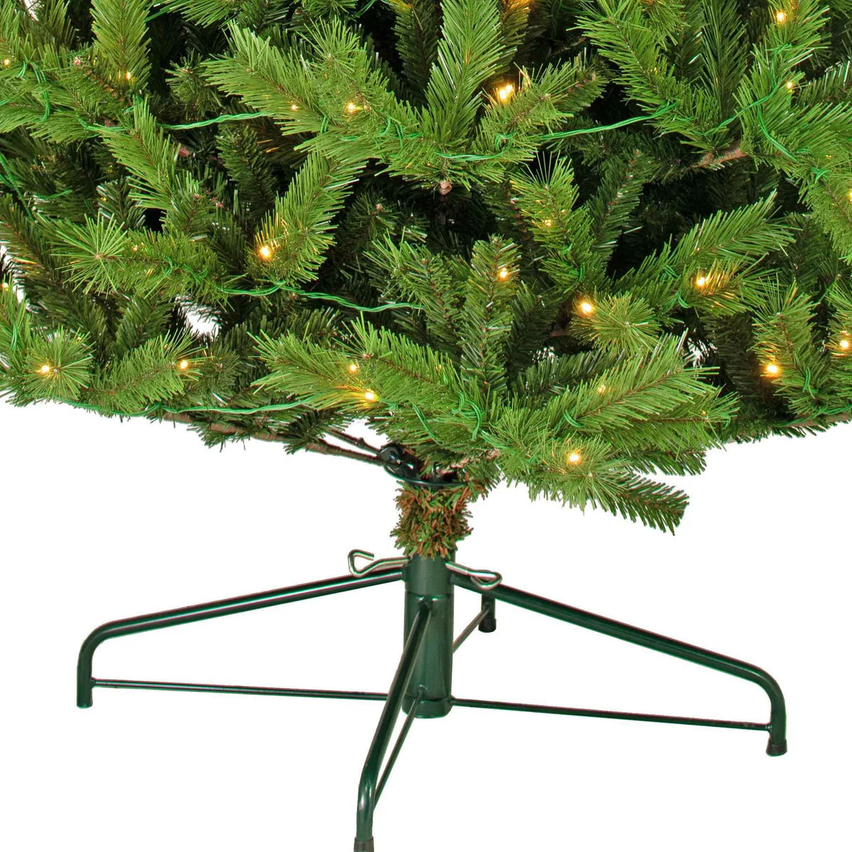 LUXE CHRISTMAS PRE-LIT BALSAM FIR TREE