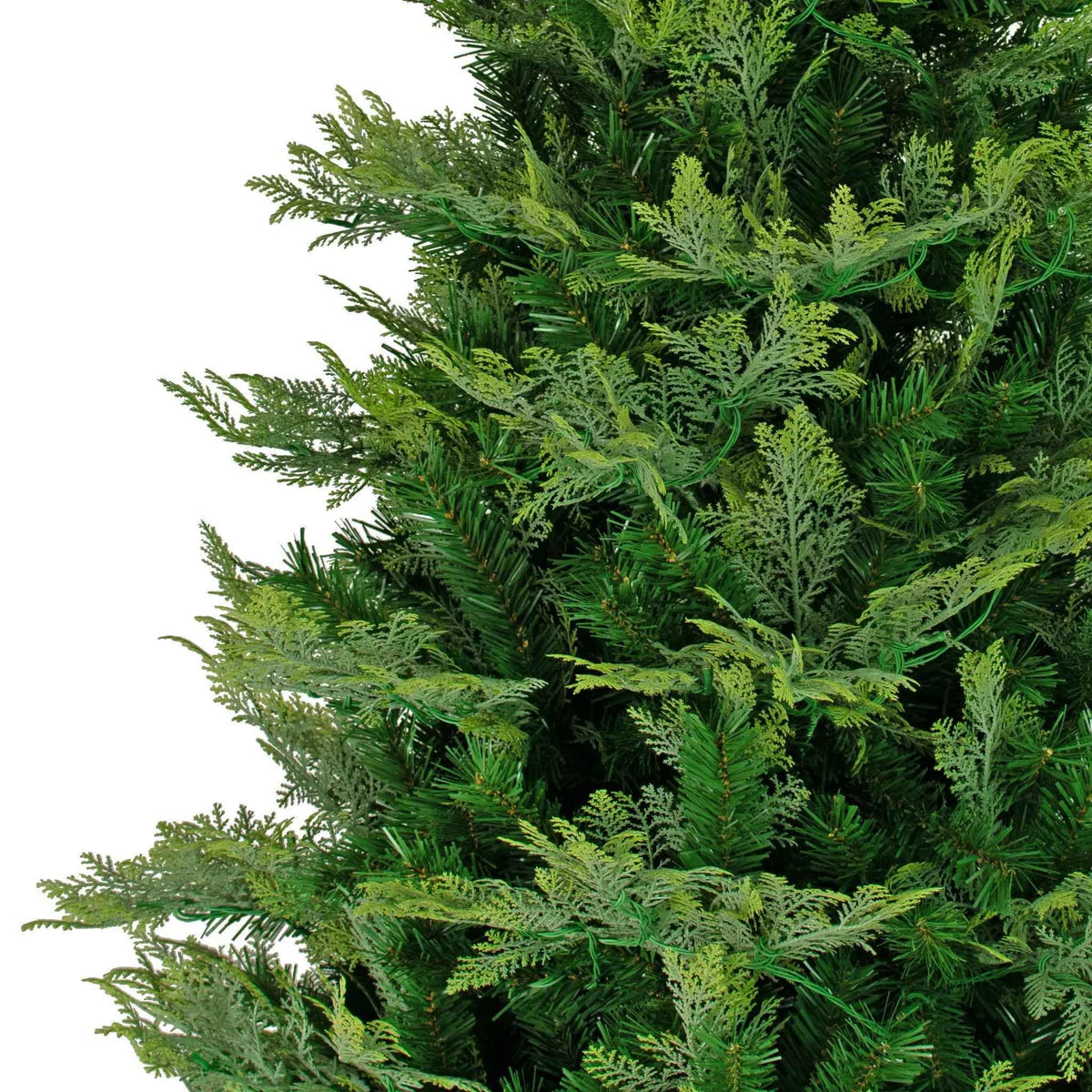LUXE CHRISTMAS PRE-LIT LEYLAND CYPRESS TREE