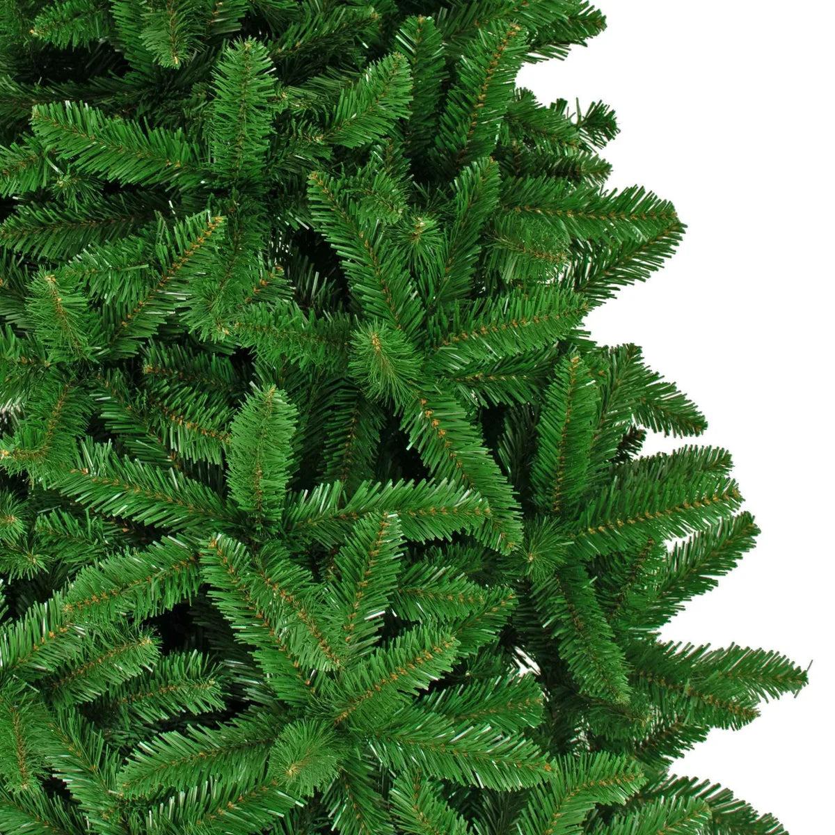 LUXE CHRISTMAS VIRGINIA PINE TREE