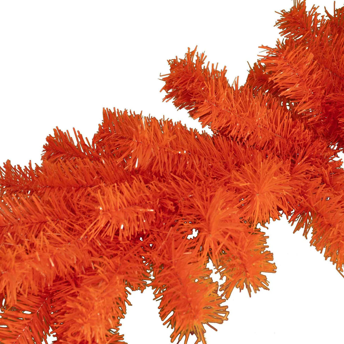 MATTE ORANGE GARLAND