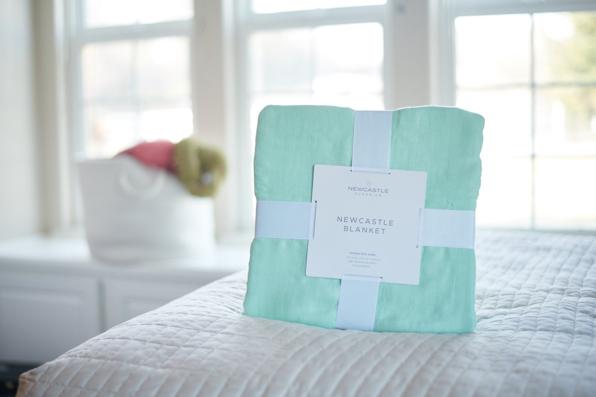 The Heritage Muslin Bed Blanket — Seafoam Green