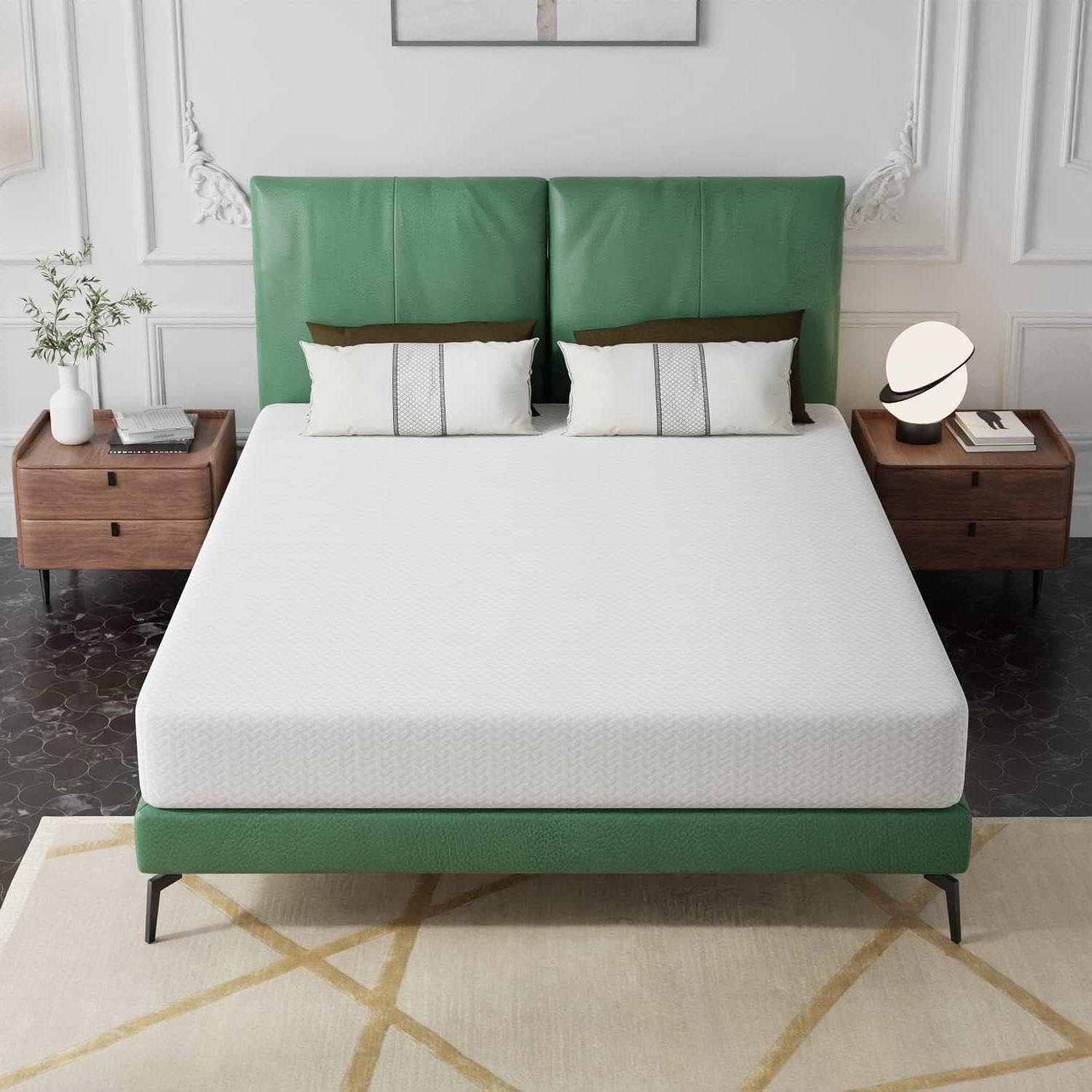Oaklyn 8-inch King Gel Memory Foam Mattress with Green Tea Infusion.
