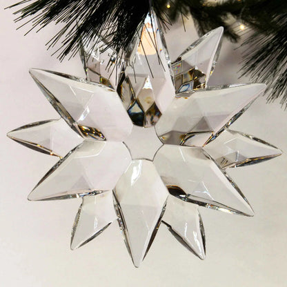 CRYSTAL CLEAR ACRYLIC SNOWFLAKE