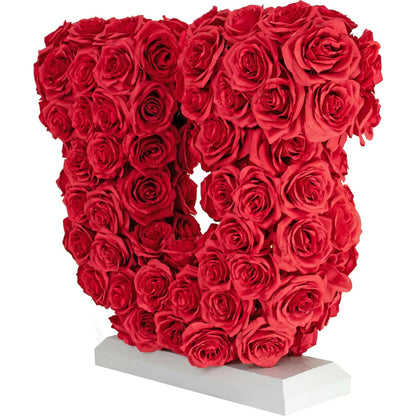 LUCKY ROSE PETAL HORSESHOE CENTERPIECE