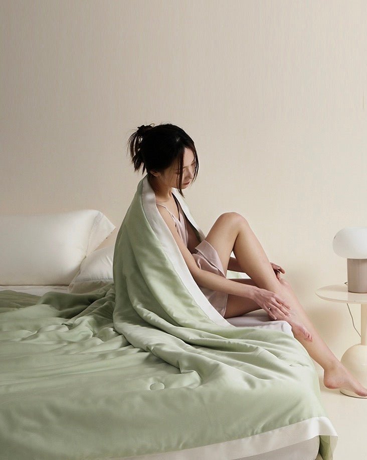 Oaklyn & Co. Serene Bamboo Cooling Blanket