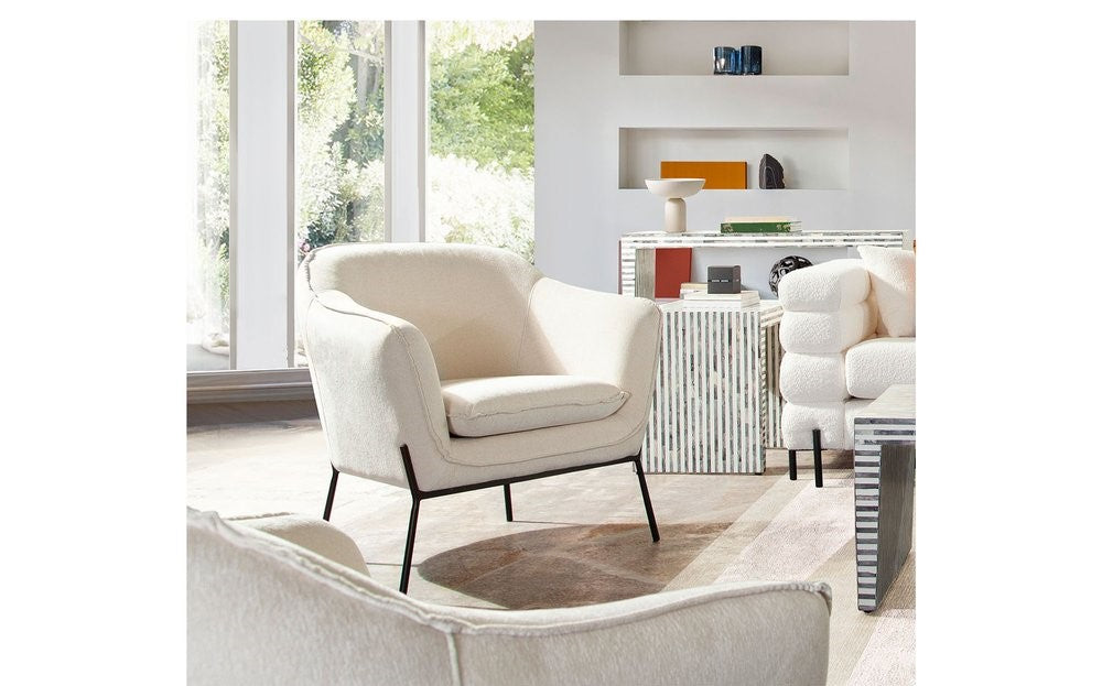 STATUS CHAIR