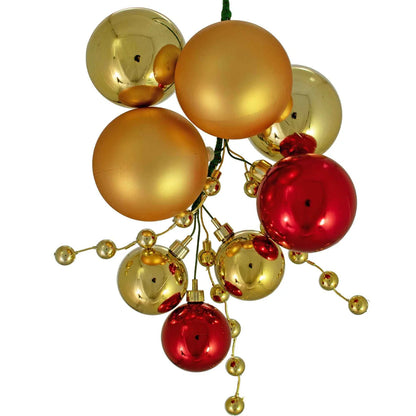THE SANTA CRUZ BALL CLUSTER WITH GOLD BERRIES