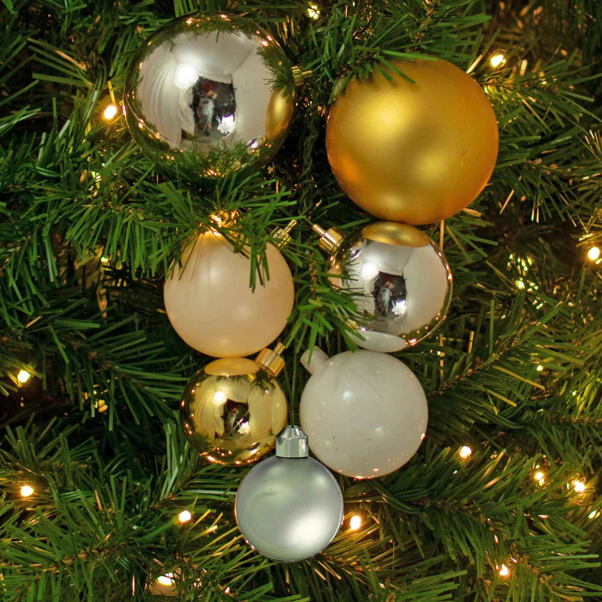 THE SHINY GOLD, SILVER AND WHITE BALL CLUSTER
